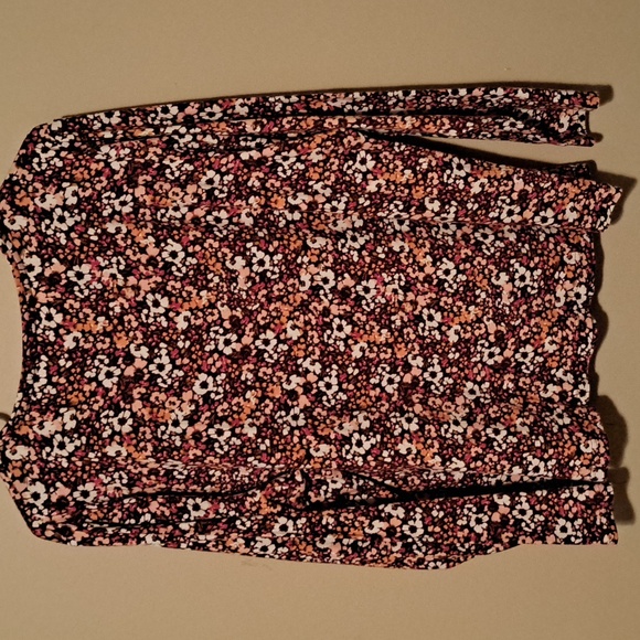 2 Croft & Barrow long sleeve tee's.   1X - Picture 9 of 10